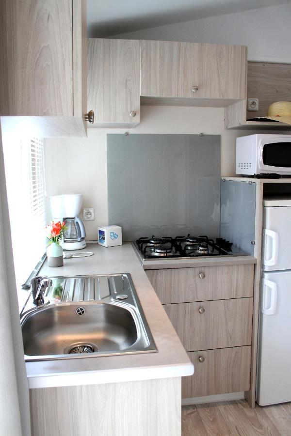 Camping Resort Les Champs Blancs Agde Exterior photo