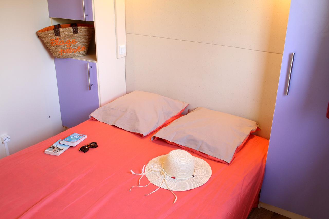 Camping Resort Les Champs Blancs Agde Exterior photo