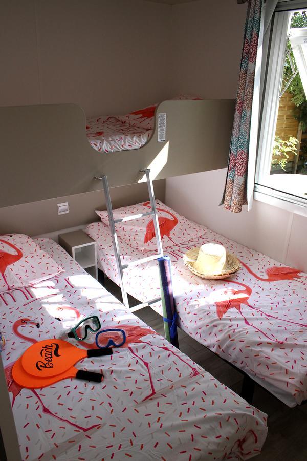Camping Resort Les Champs Blancs Agde Exterior photo